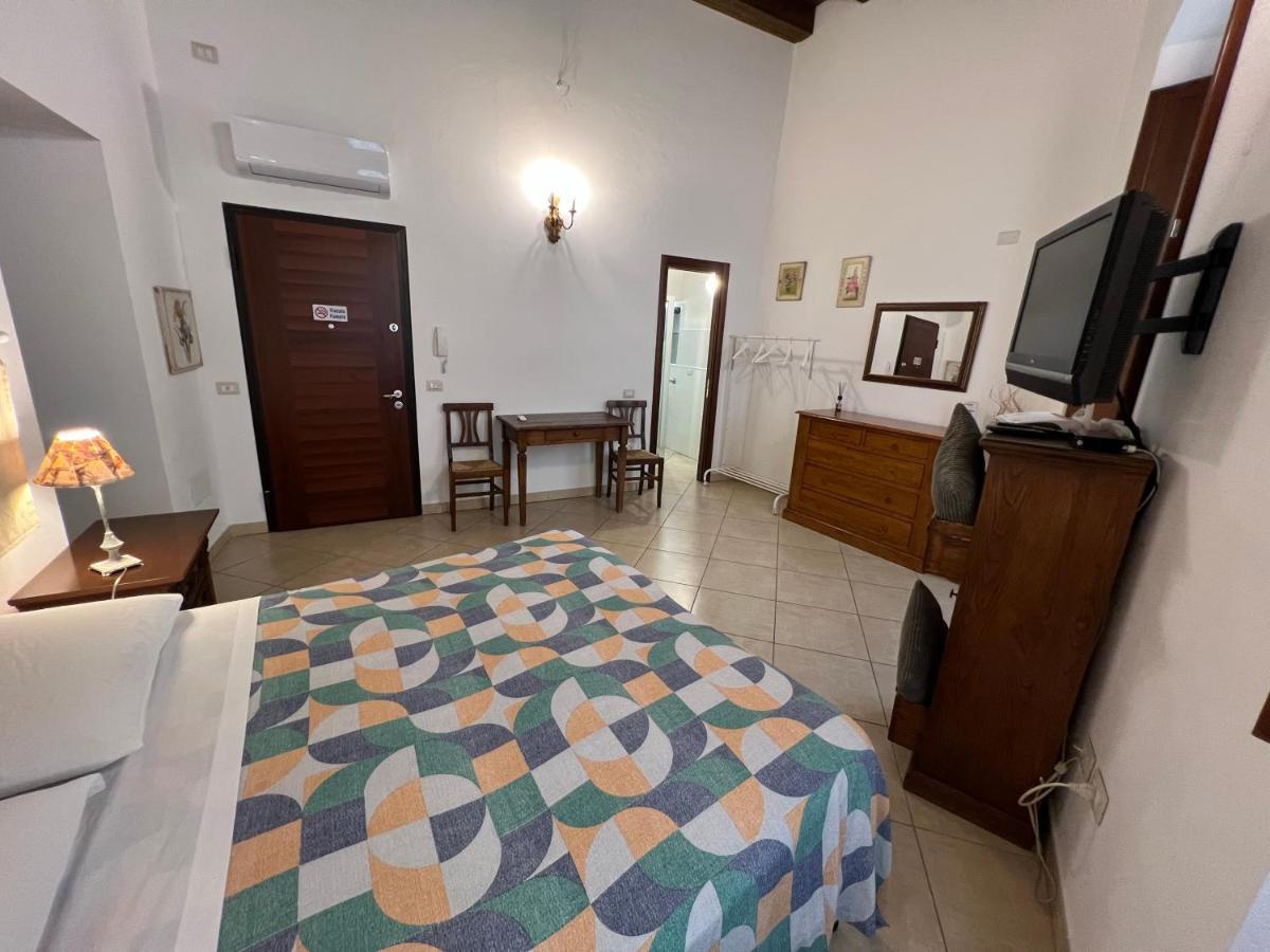 Caralis Holiday Cagliari Exteriör bild