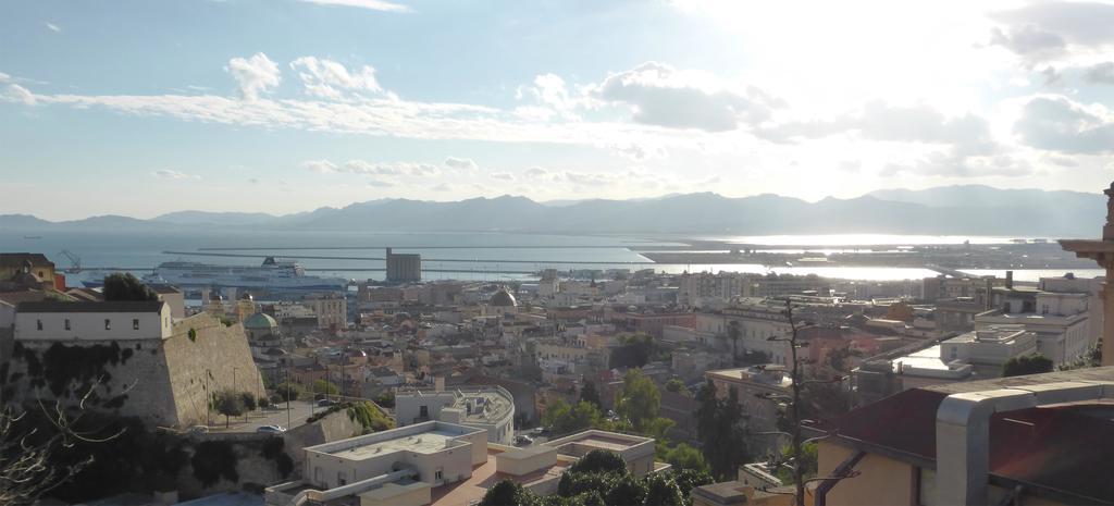 Caralis Holiday Cagliari Exteriör bild